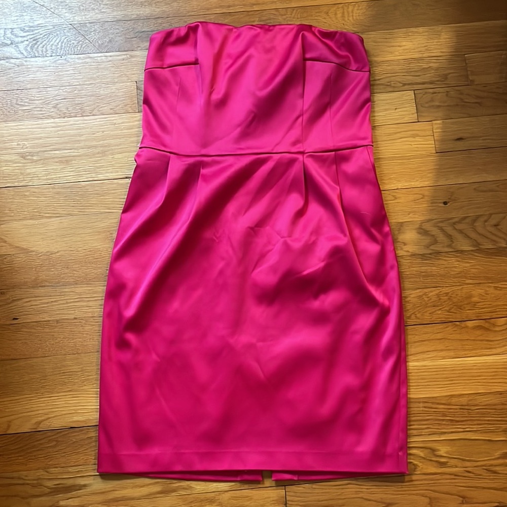 Hot Pink Strapless Dress with Pockets!